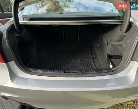 Сірий БМВ 3 Серія, об'ємом двигуна 2 л та пробігом 156 тис. км за 19500 $, фото 18 на Automoto.ua