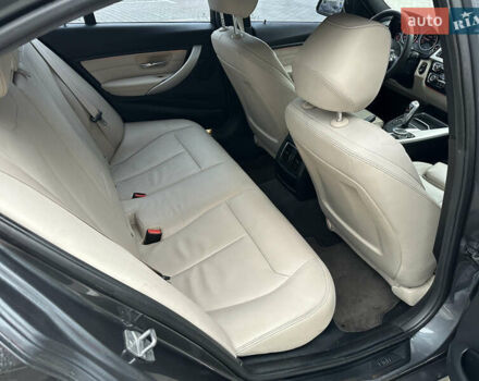 Серый БМВ 3 Серия, объемом двигателя 2 л и пробегом 114 тыс. км за 14500 $, фото 10 на Automoto.ua