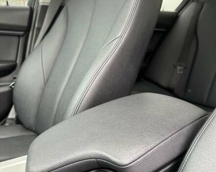 Серый БМВ 3 Серия, объемом двигателя 2 л и пробегом 132 тыс. км за 16700 $, фото 40 на Automoto.ua