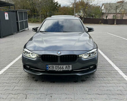 Серый БМВ 3 Серия, объемом двигателя 2 л и пробегом 85 тыс. км за 21500 $, фото 5 на Automoto.ua