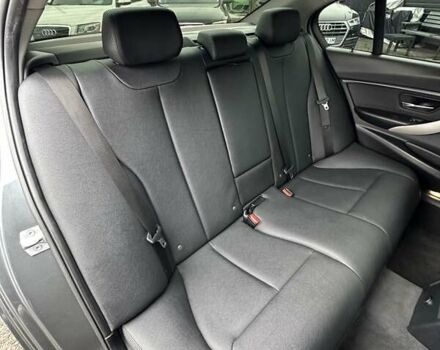 Серый БМВ 3 Серия, объемом двигателя 2 л и пробегом 132 тыс. км за 16700 $, фото 17 на Automoto.ua