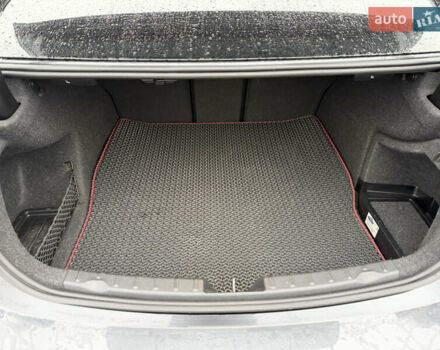 Серый БМВ 3 Серия, объемом двигателя 2 л и пробегом 154 тыс. км за 19900 $, фото 20 на Automoto.ua