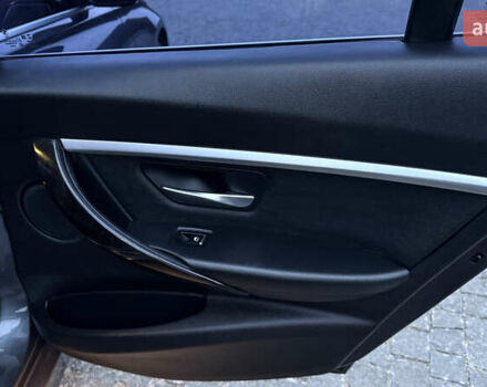 Серый БМВ 3 Серия, объемом двигателя 2 л и пробегом 132 тыс. км за 19500 $, фото 24 на Automoto.ua