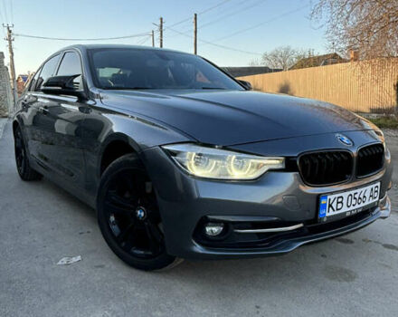 Серый БМВ 3 Серия, объемом двигателя 2 л и пробегом 85 тыс. км за 21000 $, фото 9 на Automoto.ua