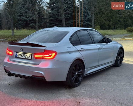 Серый БМВ 3 Серия, объемом двигателя 2 л и пробегом 136 тыс. км за 19900 $, фото 4 на Automoto.ua