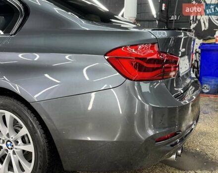 Серый БМВ 3 Серия, объемом двигателя 2 л и пробегом 123 тыс. км за 23500 $, фото 7 на Automoto.ua