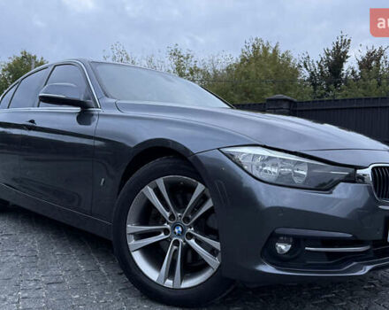 Серый БМВ 3 Серия, объемом двигателя 2 л и пробегом 132 тыс. км за 19500 $, фото 2 на Automoto.ua
