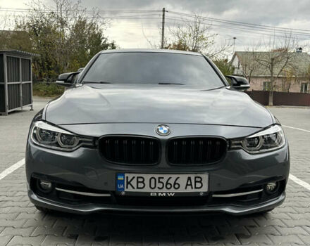 Серый БМВ 3 Серия, объемом двигателя 2 л и пробегом 85 тыс. км за 21500 $, фото 25 на Automoto.ua