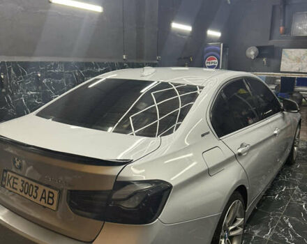 Серый БМВ 3 Серия, объемом двигателя 2 л и пробегом 214 тыс. км за 19000 $, фото 2 на Automoto.ua