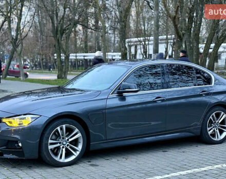Серый БМВ 3 Серия, объемом двигателя 2 л и пробегом 98 тыс. км за 16700 $, фото 6 на Automoto.ua