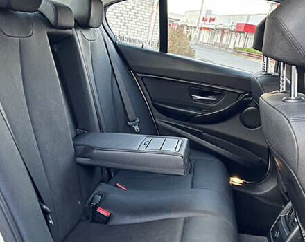 Серый БМВ 3 Серия, объемом двигателя 2 л и пробегом 217 тыс. км за 15499 $, фото 50 на Automoto.ua