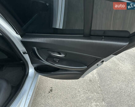 Серый БМВ 3 Серия, объемом двигателя 2 л и пробегом 111 тыс. км за 16999 $, фото 19 на Automoto.ua