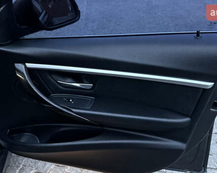 Серый БМВ 3 Серия, объемом двигателя 2 л и пробегом 132 тыс. км за 19500 $, фото 27 на Automoto.ua