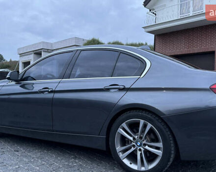 Серый БМВ 3 Серия, объемом двигателя 2 л и пробегом 132 тыс. км за 19500 $, фото 7 на Automoto.ua