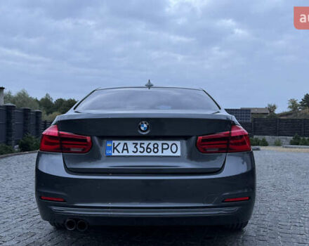 Серый БМВ 3 Серия, объемом двигателя 2 л и пробегом 132 тыс. км за 19500 $, фото 5 на Automoto.ua