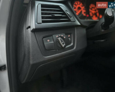 Серый БМВ 3 Серия, объемом двигателя 2 л и пробегом 111 тыс. км за 16999 $, фото 10 на Automoto.ua