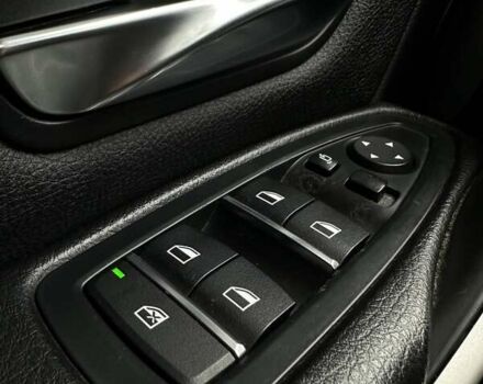 Серый БМВ 3 Серия, объемом двигателя 2 л и пробегом 132 тыс. км за 16700 $, фото 30 на Automoto.ua