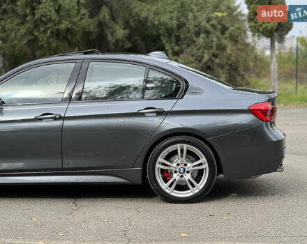 Серый БМВ 3 Серия, объемом двигателя 2 л и пробегом 219 тыс. км за 17500 $, фото 6 на Automoto.ua