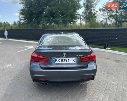 Серый БМВ 3 Серия, объемом двигателя 2 л и пробегом 86 тыс. км за 21999 $, фото 5 на Automoto.ua