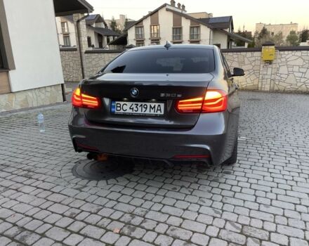 Серый БМВ 3 Серия, объемом двигателя 2 л и пробегом 103 тыс. км за 20500 $, фото 2 на Automoto.ua