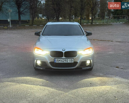 Серый БМВ 3 Серия, объемом двигателя 2 л и пробегом 136 тыс. км за 19900 $, фото 2 на Automoto.ua