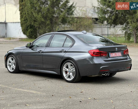 Серый БМВ 3 Серия, объемом двигателя 2 л и пробегом 219 тыс. км за 17500 $, фото 9 на Automoto.ua