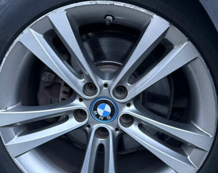 Серый БМВ 3 Серия, объемом двигателя 2 л и пробегом 132 тыс. км за 19500 $, фото 9 на Automoto.ua