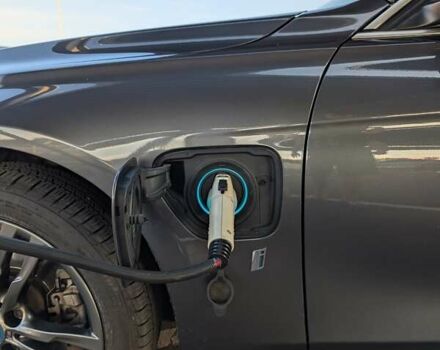 Сірий БМВ 3 Серія, об'ємом двигуна 2 л та пробігом 99 тис. км за 18499 $, фото 14 на Automoto.ua