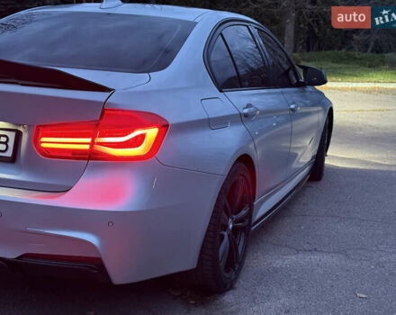 Серый БМВ 3 Серия, объемом двигателя 2 л и пробегом 136 тыс. км за 19900 $, фото 11 на Automoto.ua