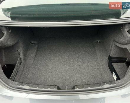 Серый БМВ 3 Серия, объемом двигателя 2 л и пробегом 143 тыс. км за 15700 $, фото 16 на Automoto.ua