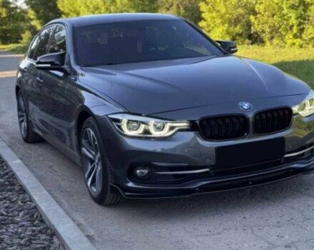 Серый БМВ 3 Серия, объемом двигателя 2 л и пробегом 96 тыс. км за 12000 $, фото 1 на Automoto.ua