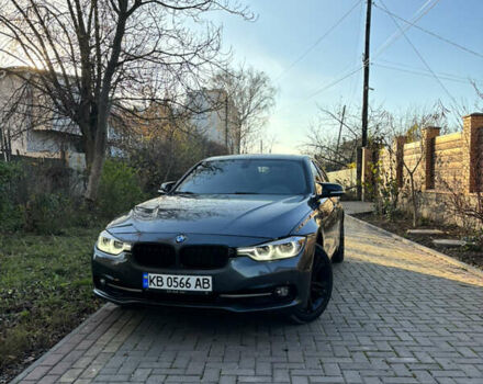 Серый БМВ 3 Серия, объемом двигателя 2 л и пробегом 85 тыс. км за 21000 $, фото 5 на Automoto.ua