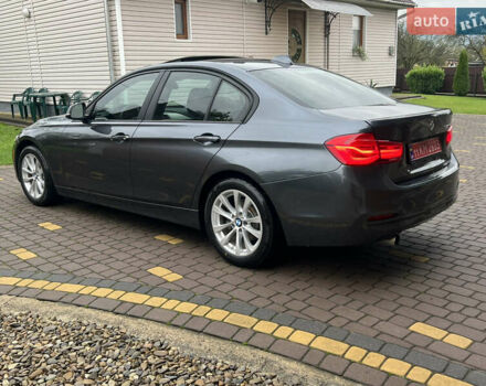 Серый БМВ 3 Серия, объемом двигателя 2 л и пробегом 143 тыс. км за 15700 $, фото 6 на Automoto.ua