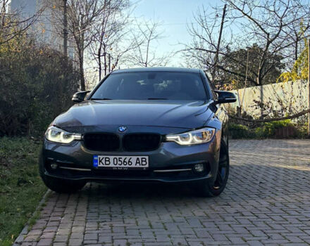 Серый БМВ 3 Серия, объемом двигателя 2 л и пробегом 85 тыс. км за 21000 $, фото 3 на Automoto.ua