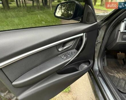 Серый БМВ 3 Серия, объемом двигателя 2 л и пробегом 73 тыс. км за 21500 $, фото 24 на Automoto.ua