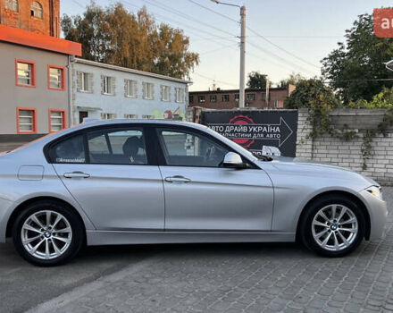 Серый БМВ 3 Серия, объемом двигателя 2 л и пробегом 217 тыс. км за 15499 $, фото 12 на Automoto.ua