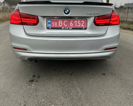 Серый БМВ 3 Серия, объемом двигателя 2 л и пробегом 195 тыс. км за 14950 $, фото 8 на Automoto.ua
