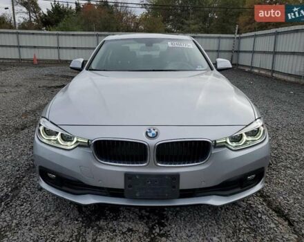 Серый БМВ 3 Серия, объемом двигателя 2 л и пробегом 19 тыс. км за 3300 $, фото 4 на Automoto.ua