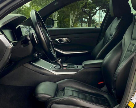 Серый БМВ 3 Серия, объемом двигателя 2 л и пробегом 122 тыс. км за 26000 $, фото 7 на Automoto.ua