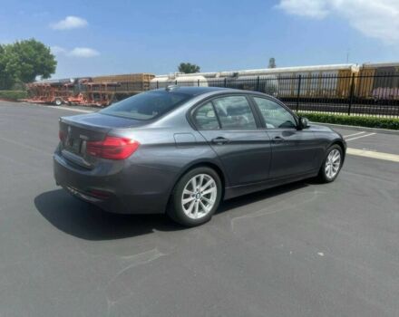 Серый БМВ 3 Серия, объемом двигателя 2 л и пробегом 32 тыс. км за 8000 $, фото 5 на Automoto.ua