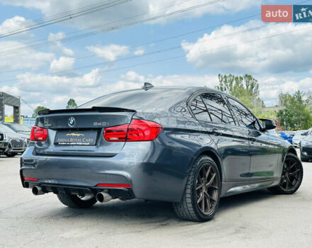 Серый БМВ 3 Серия, объемом двигателя 3 л и пробегом 49 тыс. км за 35500 $, фото 1 на Automoto.ua