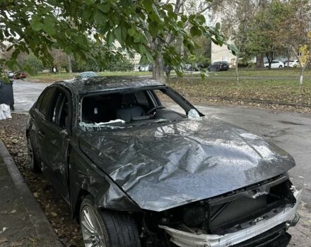 Серый БМВ 3 Серия, объемом двигателя 2 л и пробегом 98 тыс. км за 5700 $, фото 6 на Automoto.ua