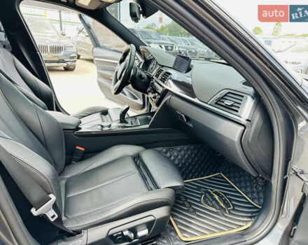 Серый БМВ 3 Серия, объемом двигателя 3 л и пробегом 49 тыс. км за 35500 $, фото 22 на Automoto.ua