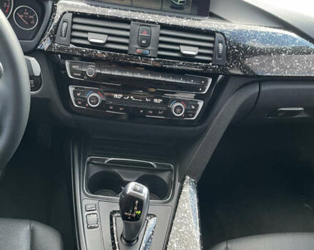 Серый БМВ 3 Серия, объемом двигателя 2 л и пробегом 195 тыс. км за 14950 $, фото 14 на Automoto.ua