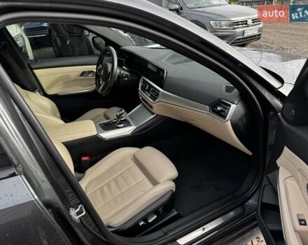 Серый БМВ 3 Серия, объемом двигателя 3 л и пробегом 105 тыс. км за 43900 $, фото 33 на Automoto.ua