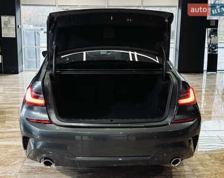 Серый БМВ 3 Серия, объемом двигателя 2 л и пробегом 100 тыс. км за 30900 $, фото 40 на Automoto.ua