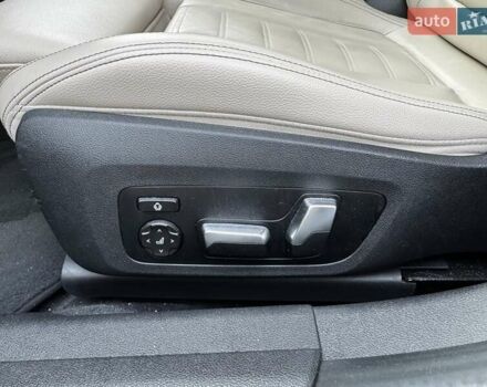 Серый БМВ 3 Серия, объемом двигателя 3 л и пробегом 105 тыс. км за 43900 $, фото 20 на Automoto.ua