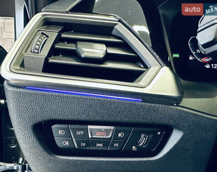 Серый БМВ 3 Серия, объемом двигателя 2 л и пробегом 100 тыс. км за 30900 $, фото 20 на Automoto.ua