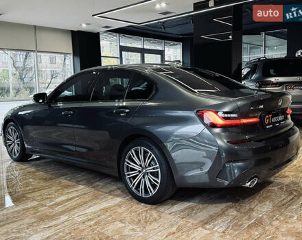 Серый БМВ 3 Серия, объемом двигателя 2 л и пробегом 100 тыс. км за 30900 $, фото 12 на Automoto.ua