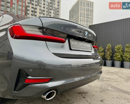 Серый БМВ 3 Серия, объемом двигателя 2 л и пробегом 106 тыс. км за 27900 $, фото 12 на Automoto.ua